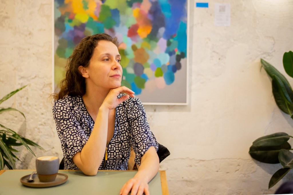 “Quise explorar el odio positivamente”: Bêgné y una novela pensada desde la&nbsp;furia